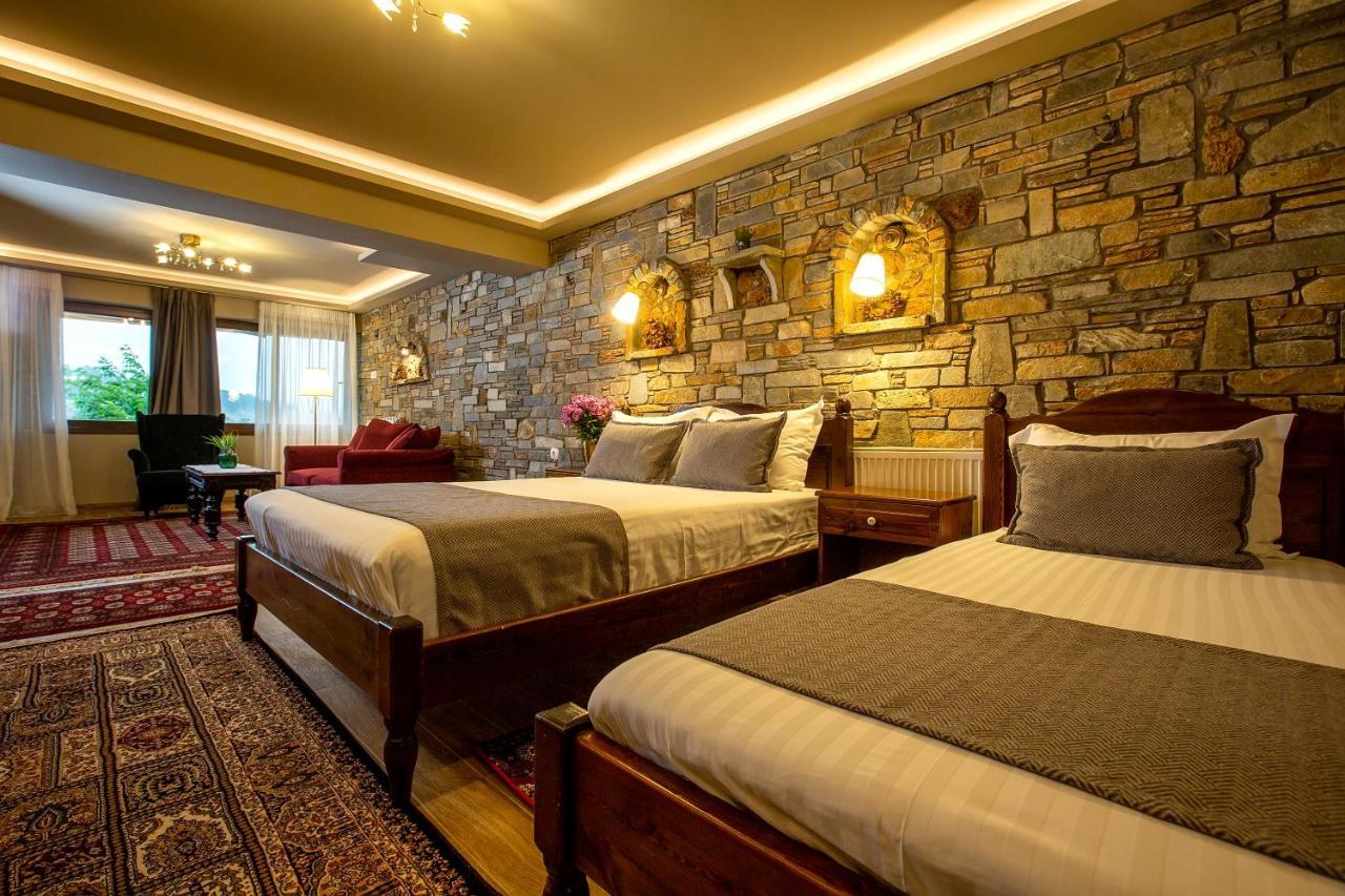 La Noi Guesthouse Samarína Extérieur photo