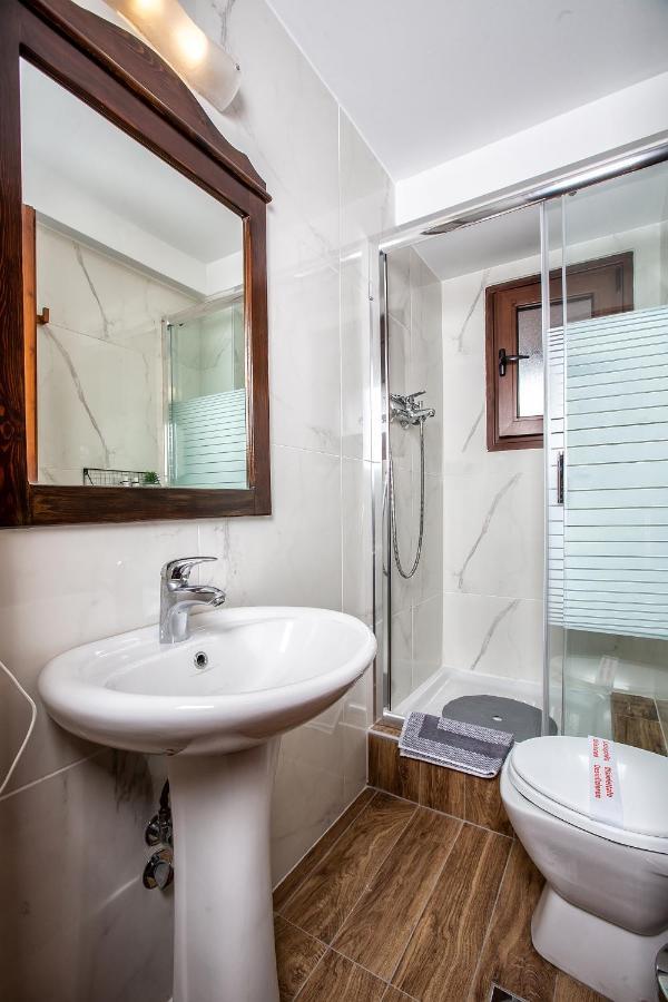 La Noi Guesthouse Samarína Extérieur photo