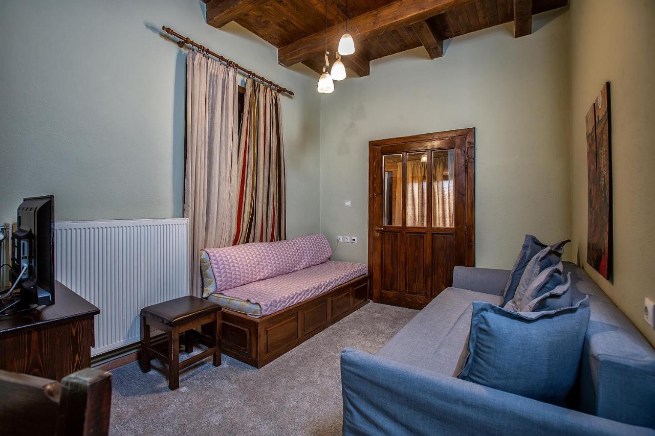 La Noi Guesthouse Samarína Extérieur photo